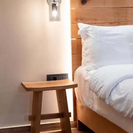 Theros By Agora Luxury In The Heart Of * Heraklion (Crete)