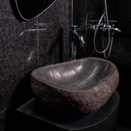 Theros By Agora Luxury In The Heart Of * Heraklion (Crete)