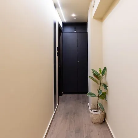 Theros By Agora Luxury In The Heart Of Heraklion (Crete)