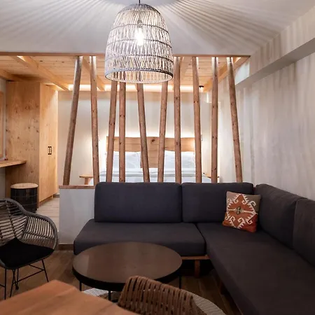 Theros By Agora Luxury In The Heart Of דירה הרקליון